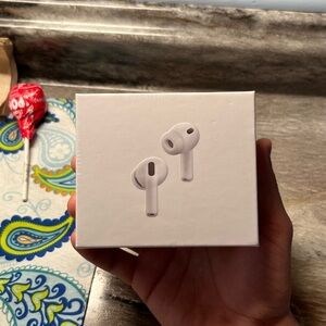 AirPods Pro 3 Active Noise Cancellation